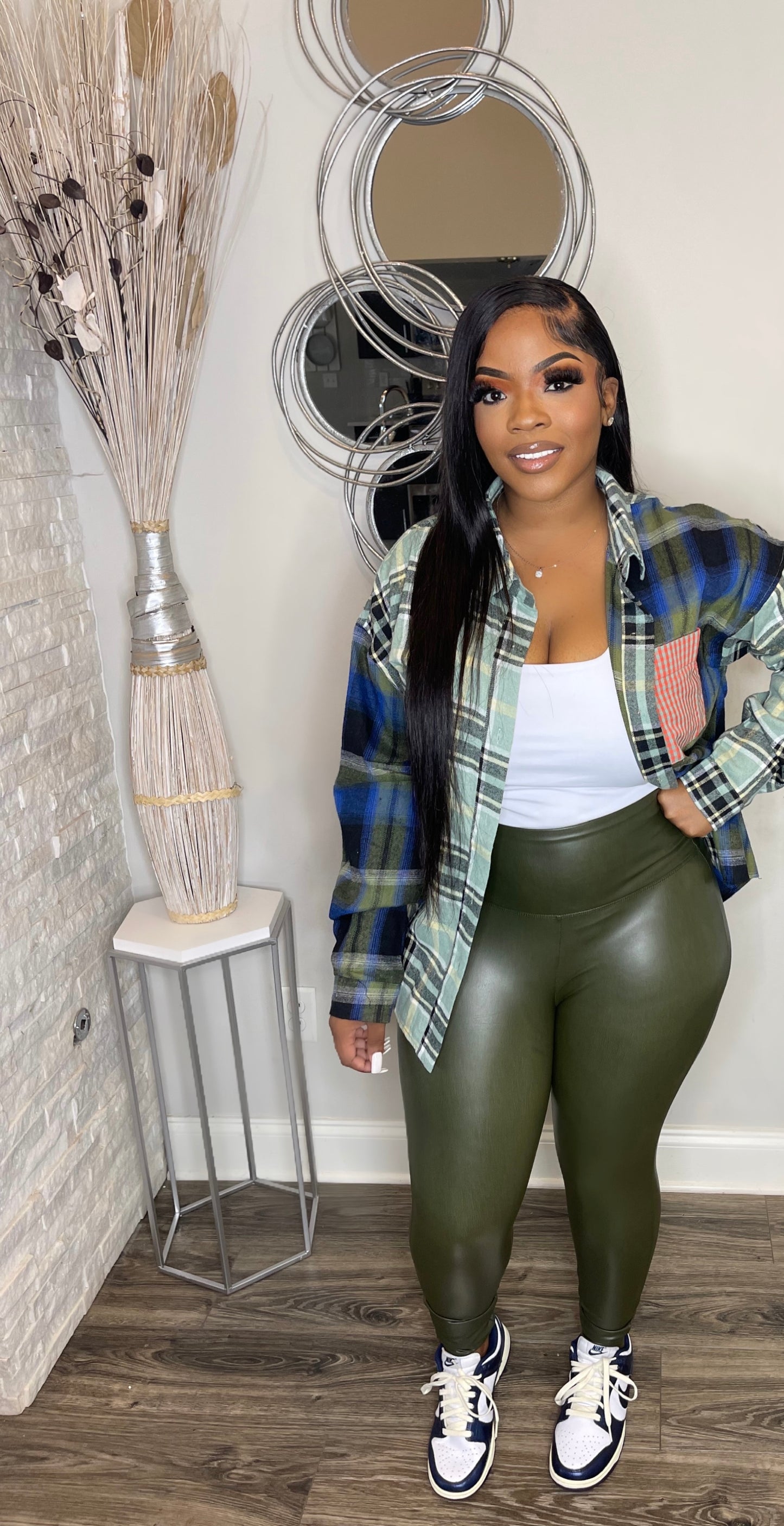 RESTOCK PREORDER SHIP 09/29/23 Leather Leggings(olive)